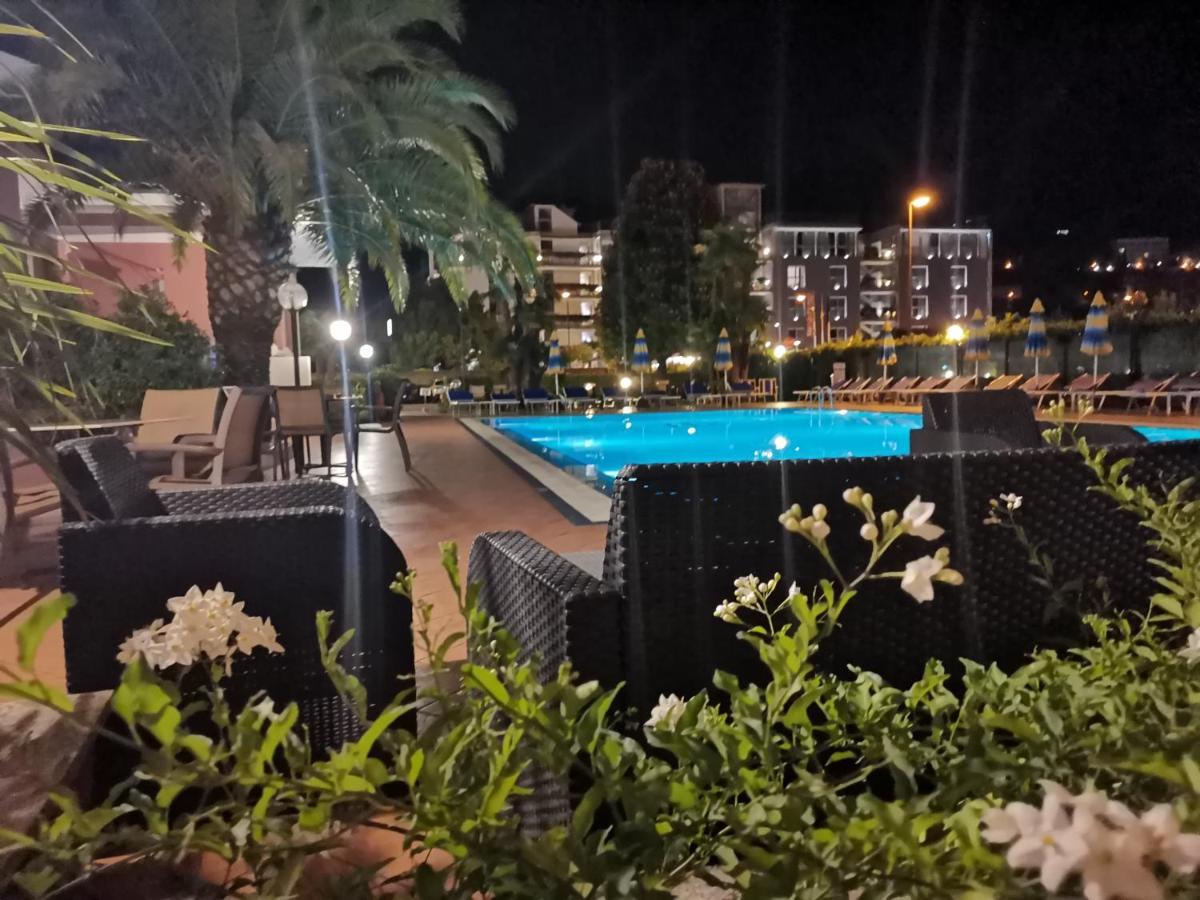 Sunlake Hotel Рива-дель-Гарда Екстер'єр фото